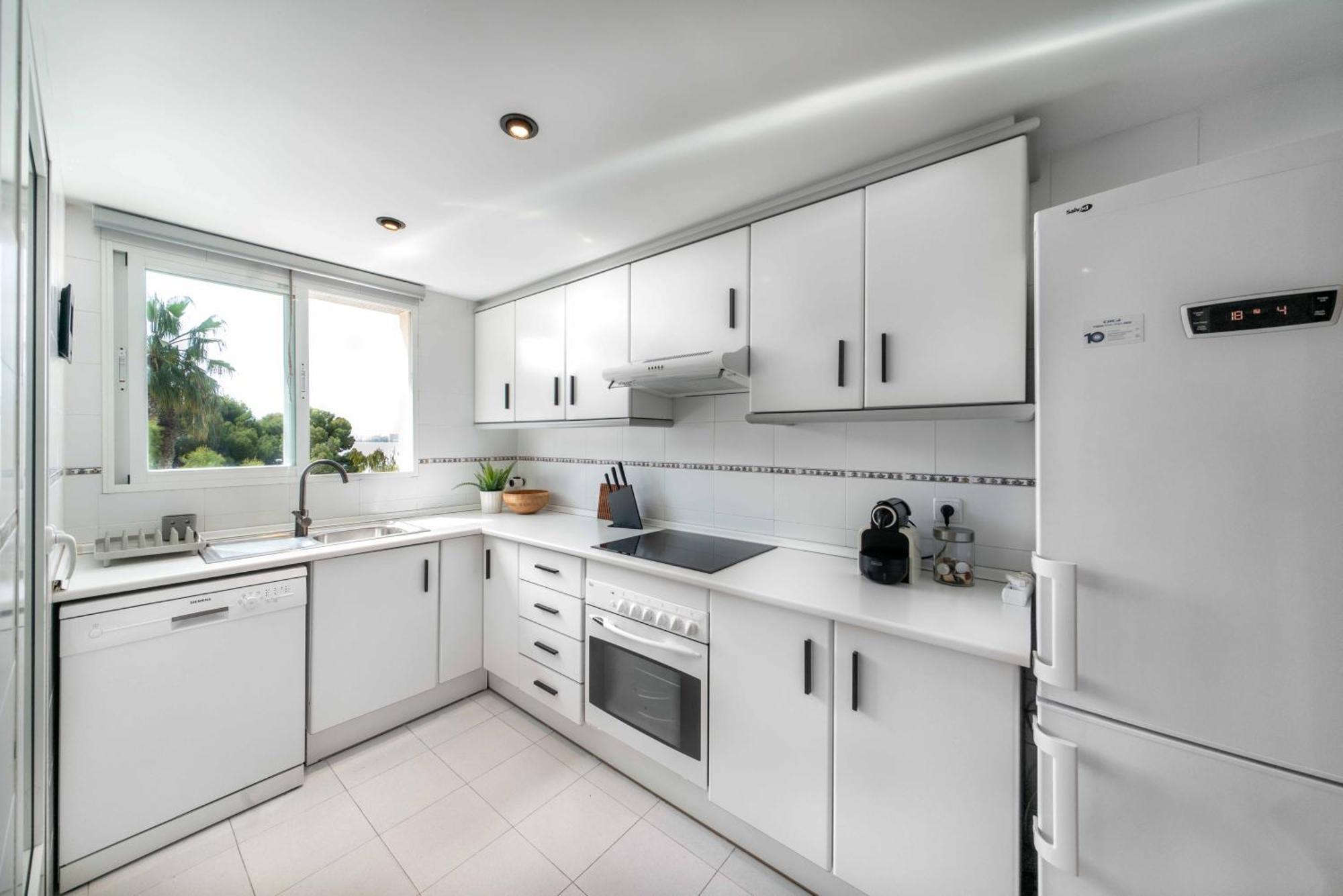 B L U E: Muchavista Sea View Apartment El Campello Buitenkant foto