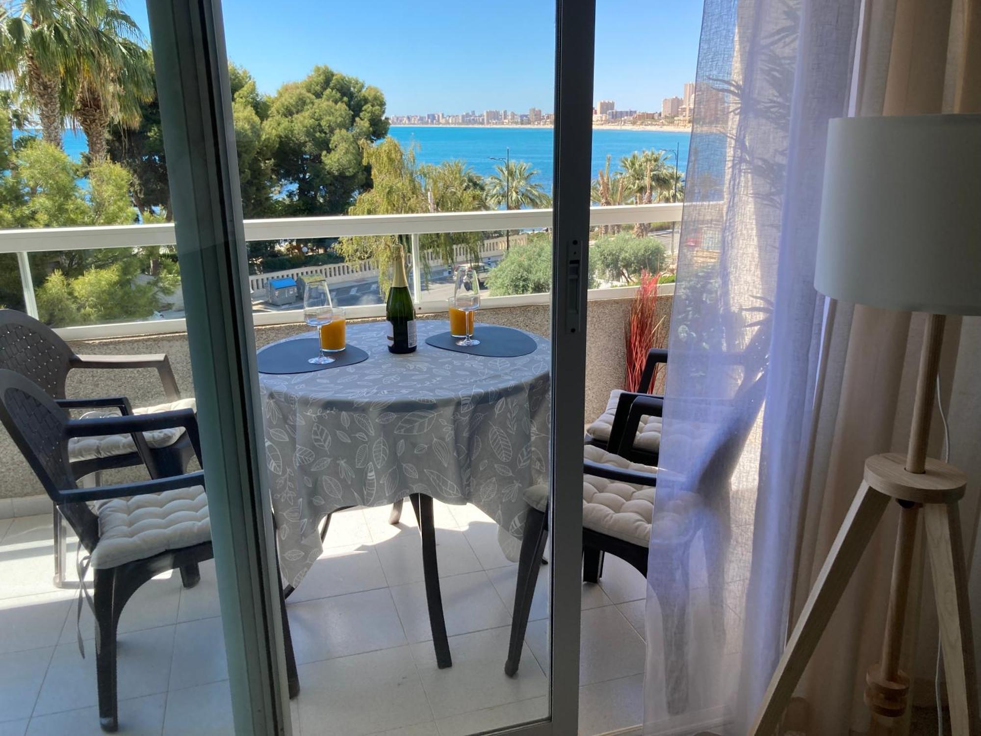 B L U E: Muchavista Sea View Apartment El Campello Buitenkant foto